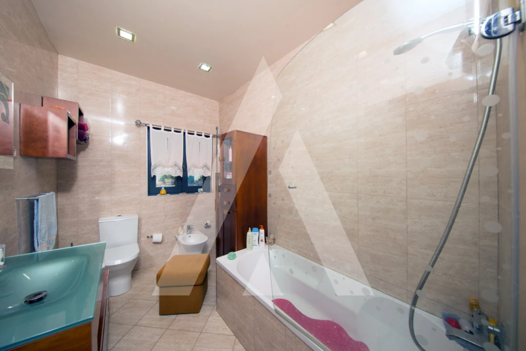 Moradia T6 para Venda em Figueiro do Campo Foto 18