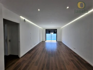 Moradia T3 para Venda em Moncarapacho e Fuseta