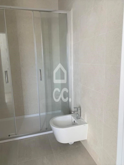 Apartamento T3 para Venda em Corroios