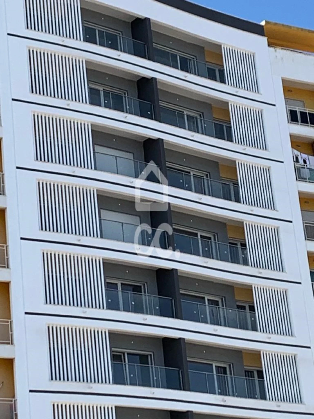 Apartamento T2 para Venda em Corroios Foto 16