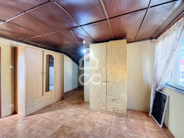 Moradia T2 para Venda em Peral