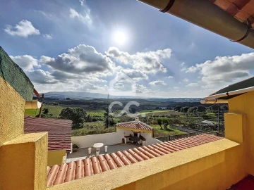 Moradia T2 para Venda em Peral