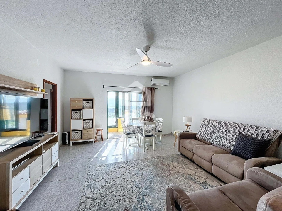 Moradia T2 para Venda em Peral Foto 20