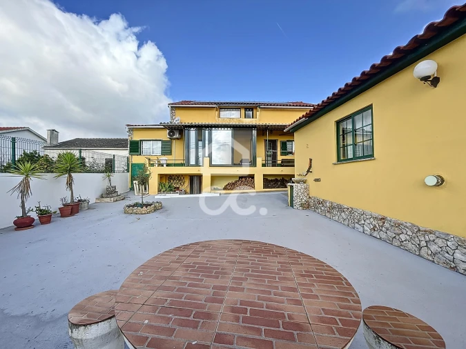 Moradia T2 para Venda em Peral Foto 5