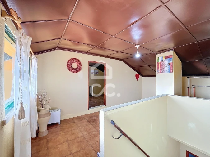 Moradia T2 para Venda em Peral Foto 34