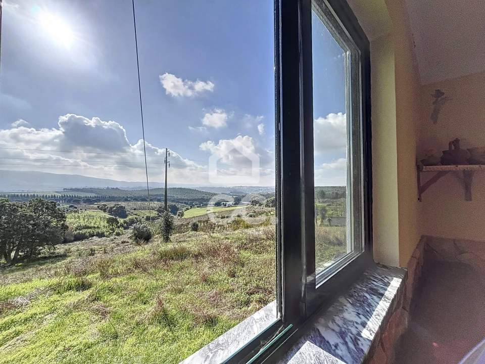 Moradia T2 para Venda em Peral Foto 17