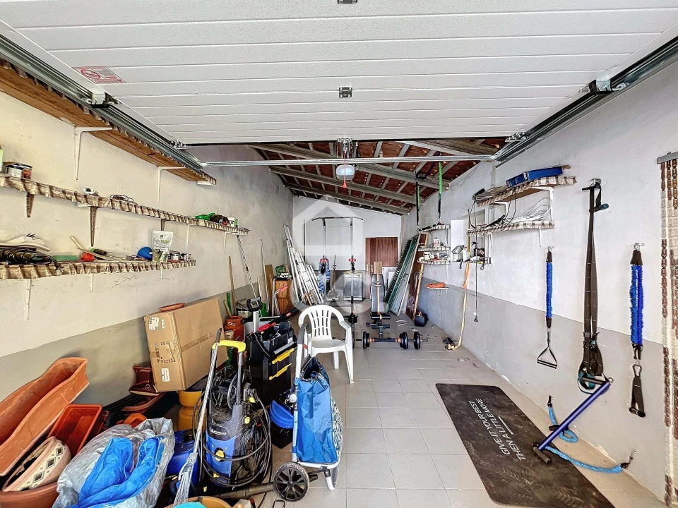 Moradia T2 para Venda em Peral Foto 43