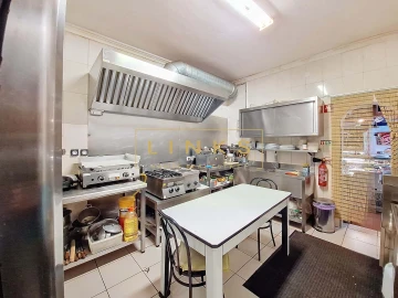 Moradia T5 para Venda em Prazeres