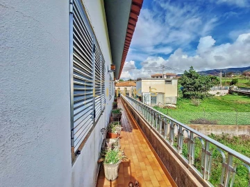 Moradia T5 para Venda em Prazeres