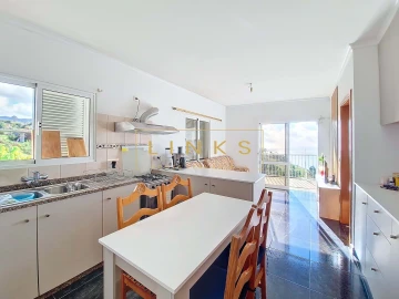 Moradia T5 para Venda em Prazeres