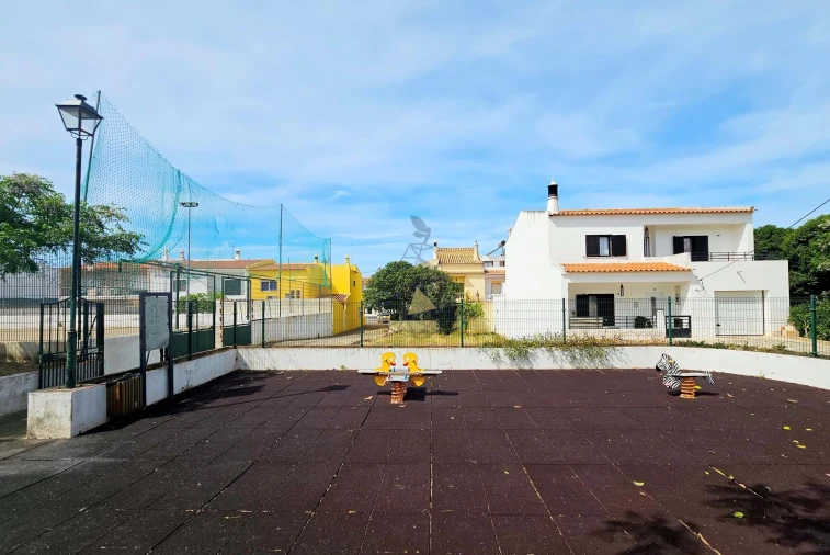 Moradia T3 para Venda em Silves Foto 7