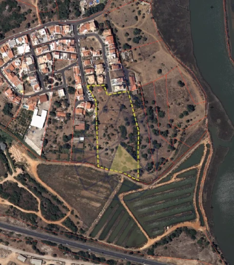 Terreno para Venda em Portimão