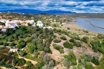 Terreno para Venda em Portimão