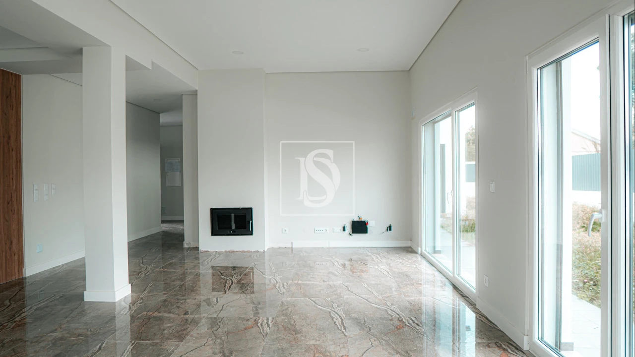 Moradia T4 para Venda em Azeitão (São Lourenço e São Simão) Foto 36