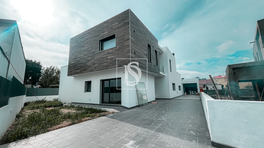 Moradia T4 para Venda em Azeitão (São Lourenço e São Simão) Foto 24