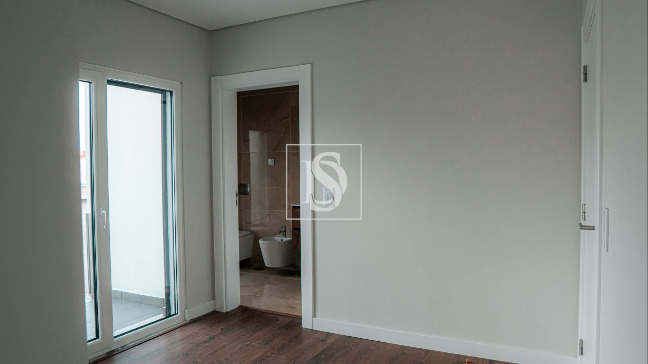 Moradia T4 para Venda em Azeitão (São Lourenço e São Simão) Foto 14