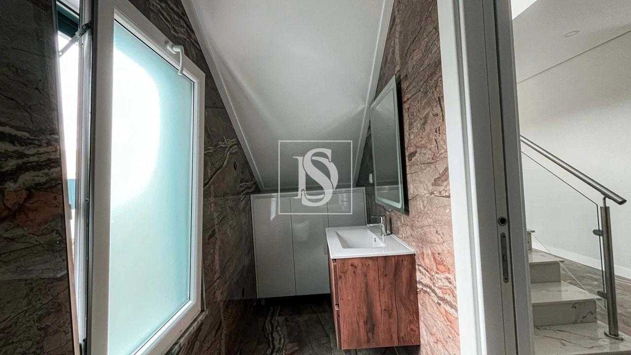 Moradia T4 para Venda em Azeitão (São Lourenço e São Simão) Foto 13