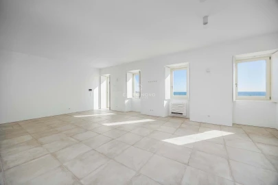 Moradia T5 para Venda em Albufeira e Olhos de Água