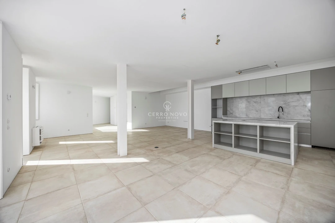 Moradia T5 para Venda em Albufeira e Olhos de Água Foto 11