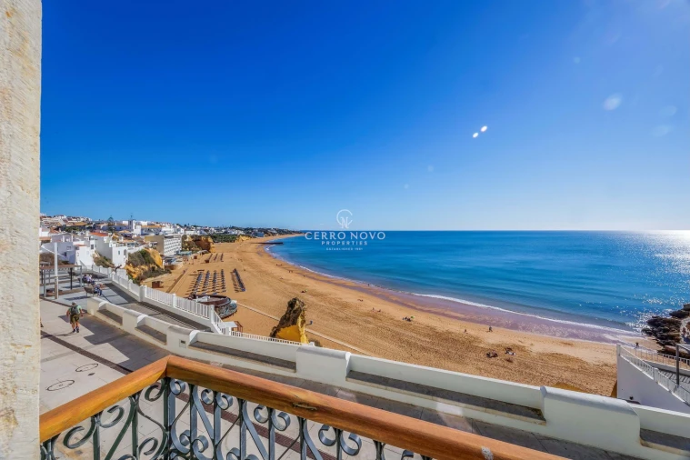 Moradia T5 para Venda em Albufeira e Olhos de Água Foto 6