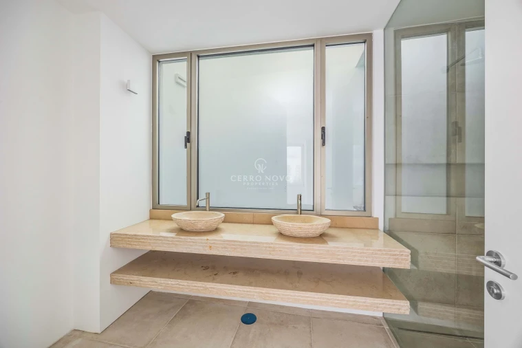 Moradia T5 para Venda em Albufeira e Olhos de Água Foto 14