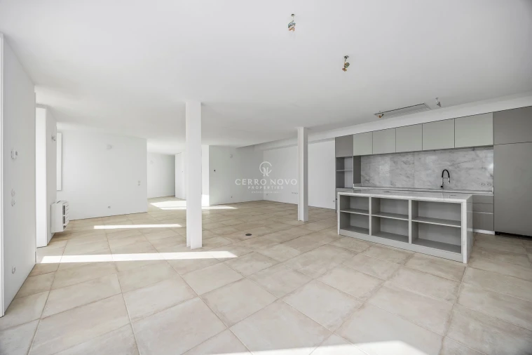 Moradia T5 para Venda em Albufeira e Olhos de Água Foto 11