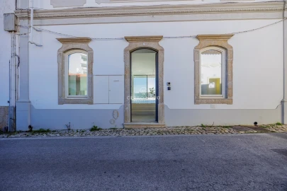 Moradia T8 para Venda em Albufeira e Olhos de Água