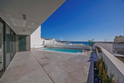 Moradia T8 para Venda em Albufeira e Olhos de Água