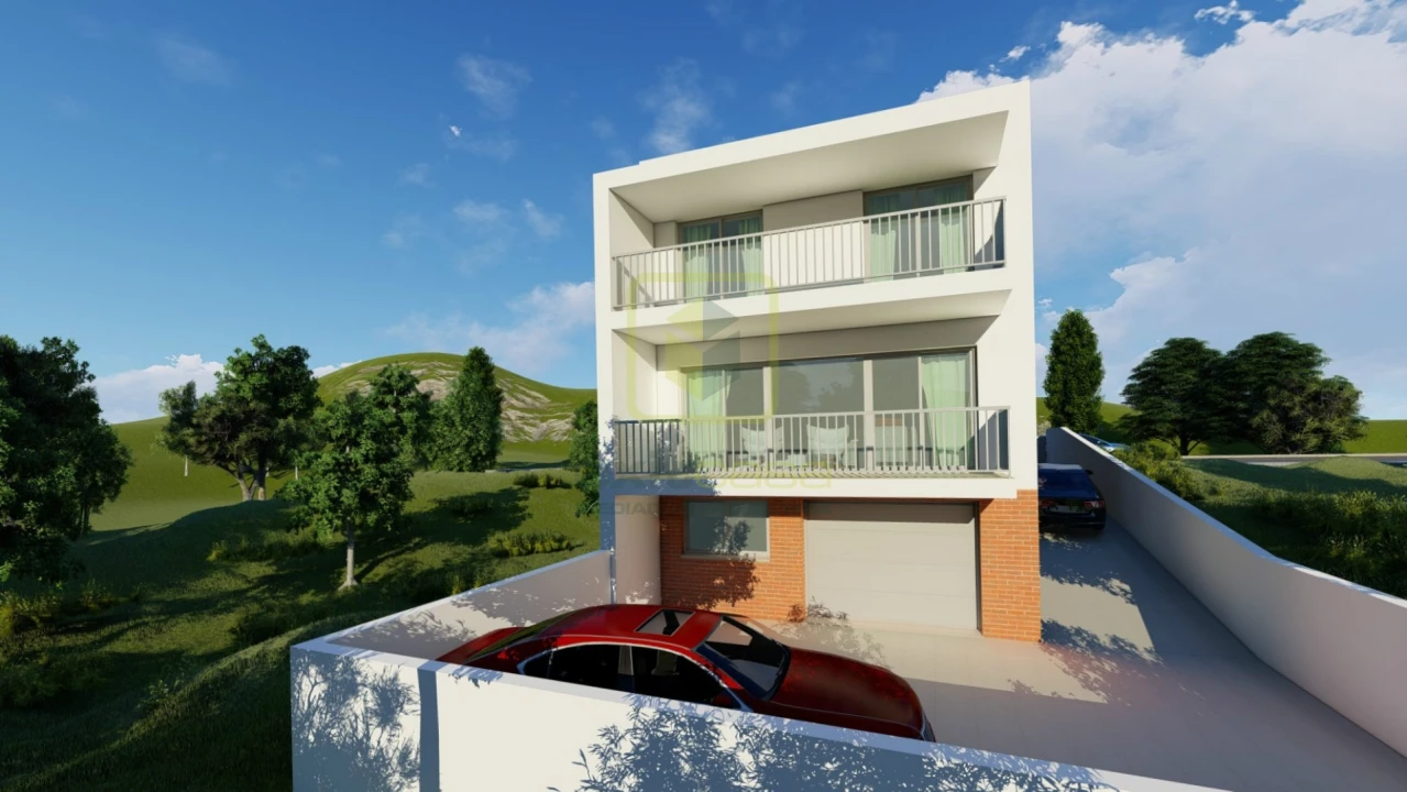 Moradia T4 para Venda em Tavarede Foto 1