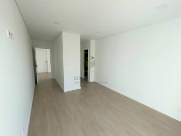Moradia T4 para Venda em Tavarede