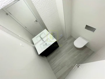 Moradia T4 para Venda em Tavarede