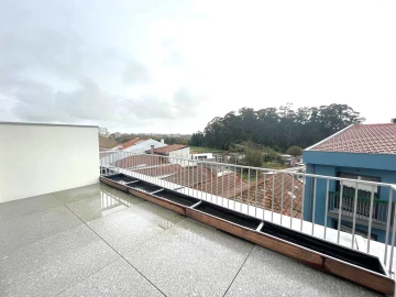 Moradia T4 para Venda em Aldoar, Foz do Douro e Nevogilde
