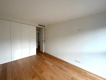 Moradia T4 para Venda em Aldoar, Foz do Douro e Nevogilde