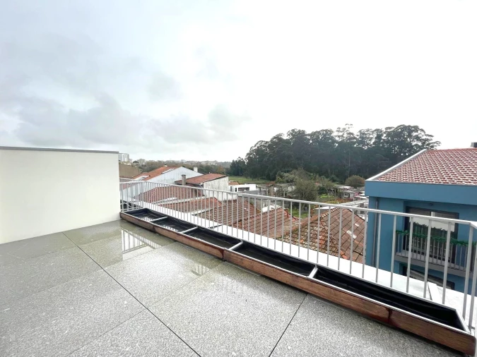 Moradia T4 para Venda em Aldoar, Foz do Douro e Nevogilde Foto 32