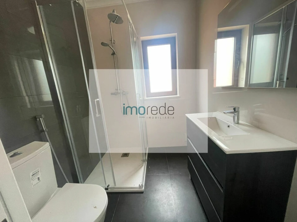 Moradia T3 para Venda em Fatima Foto 18