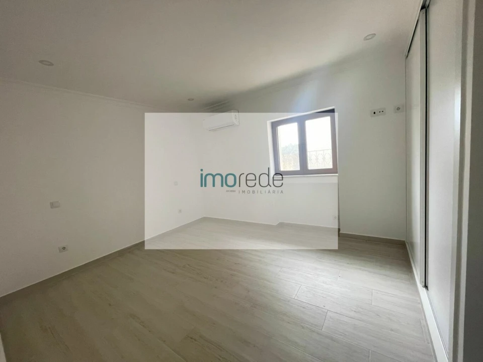 Moradia T3 para Venda em Fatima Foto 19