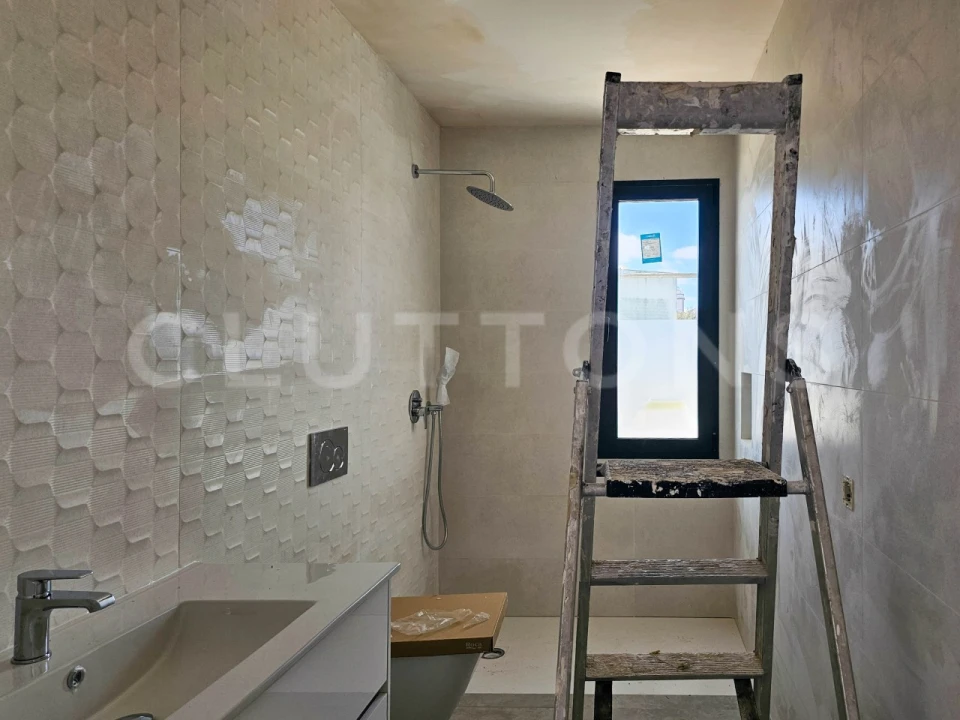 Moradia T4 para Venda em Mexilhoeira Grande Foto 24