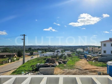 Moradia T4 para Venda em Mexilhoeira Grande
