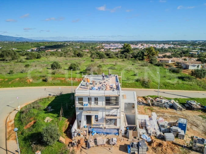 Moradia T4 para Venda em Mexilhoeira Grande Foto 7