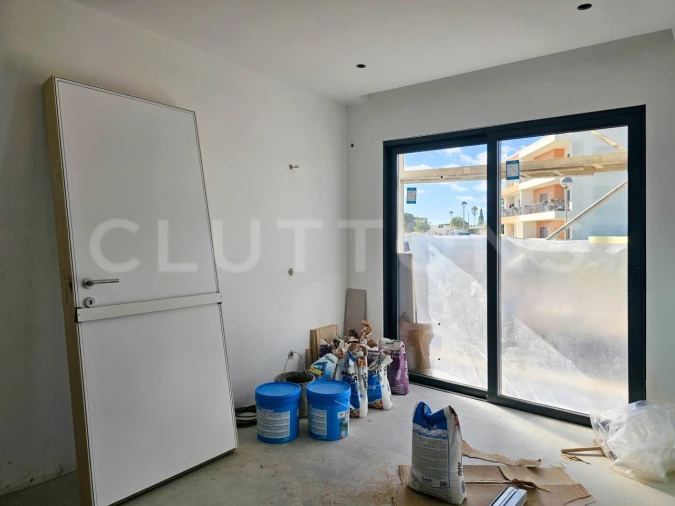 Moradia T4 para Venda em Mexilhoeira Grande Foto 22