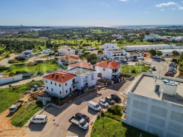 Moradia T3 para Venda em Mexilhoeira Grande