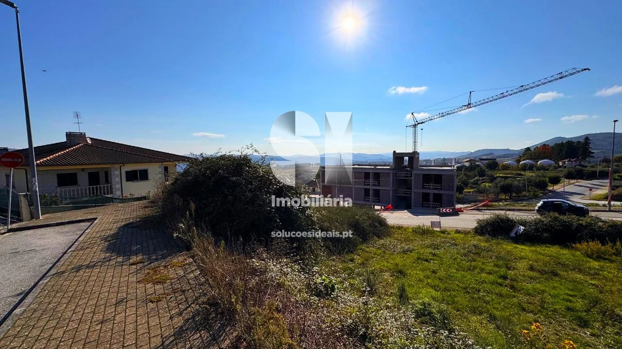 Terreno para Venda em Sabrosa Foto 7