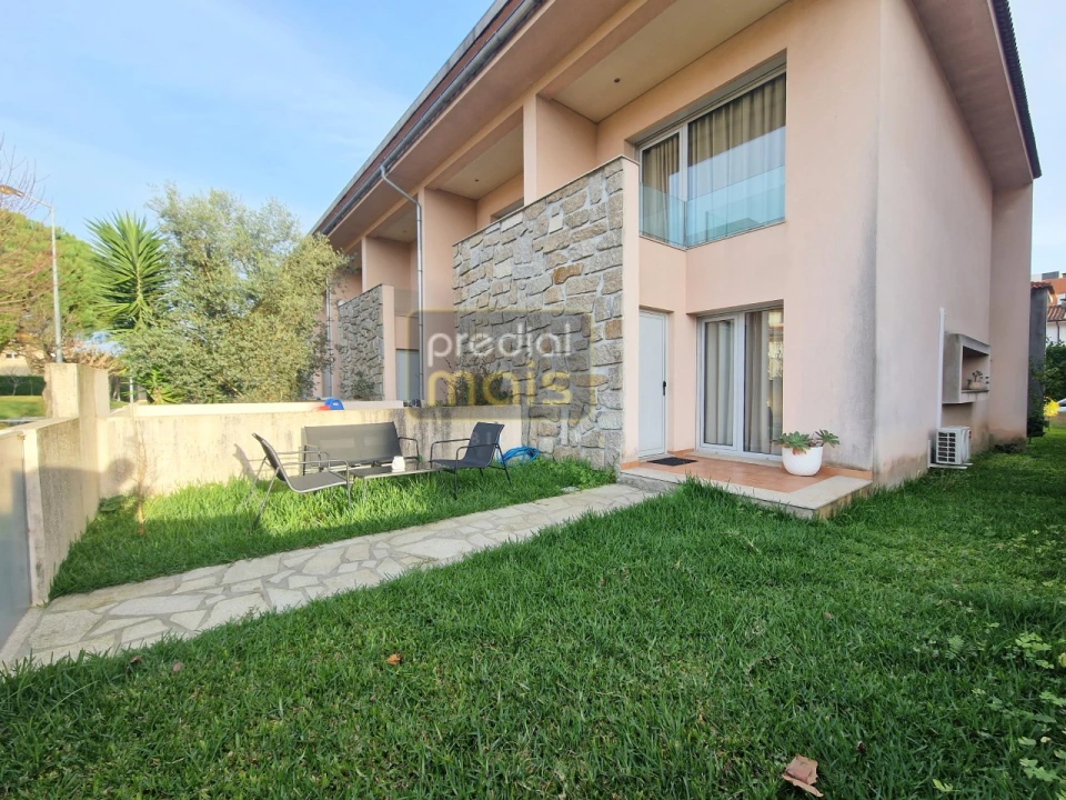 Moradia T3 para Venda em Antas e Abade de Vermoim Foto 22