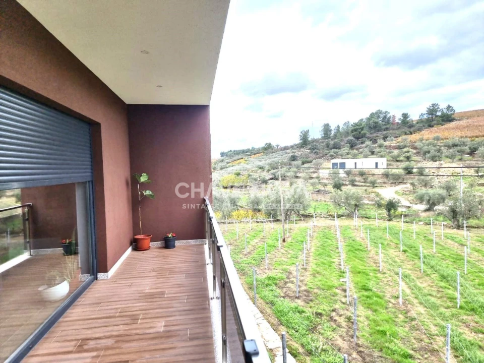 Moradia T3 para Venda em Barcos e Santa Leocádia Foto 2