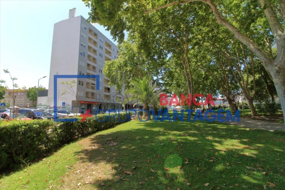 Apartamento T3 para Venda em União das Freguesias de Setúbal Foto 4