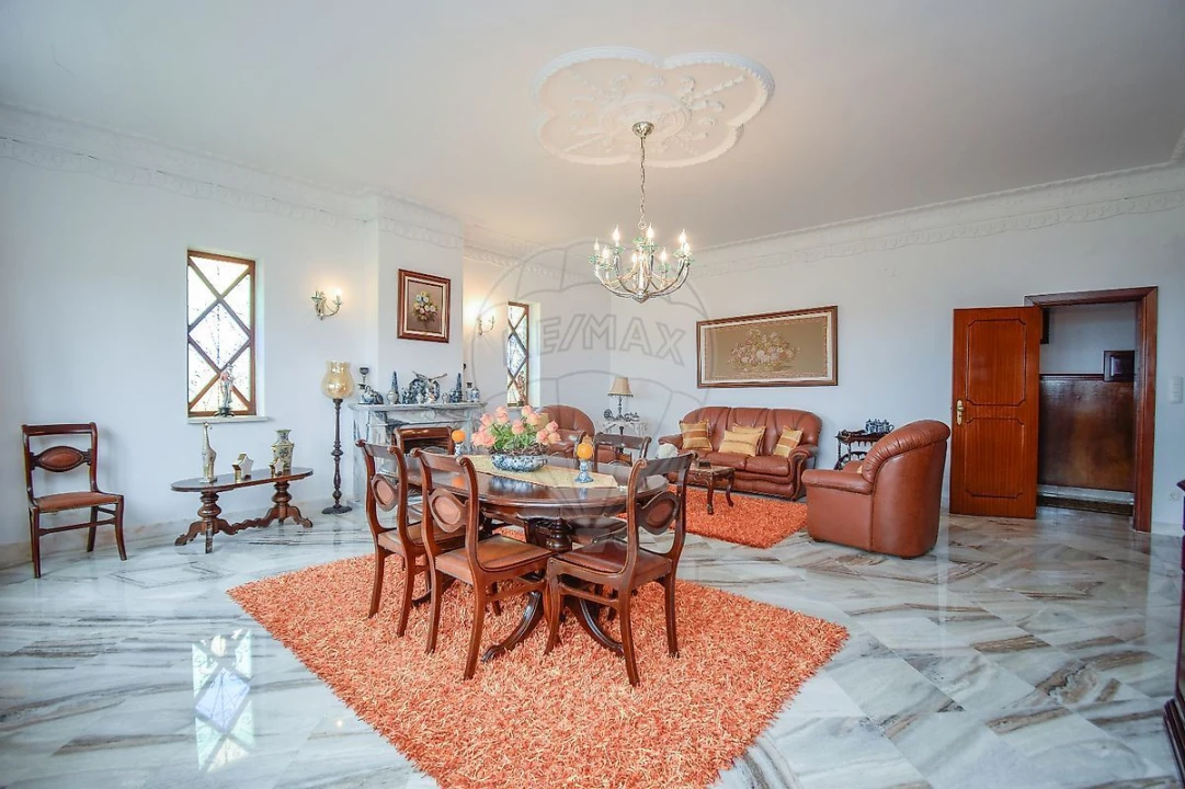 Moradia T5 para Venda em Santa Barbara Foto 10