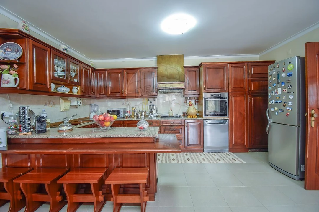 Moradia T5 para Venda em Santa Barbara Foto 13