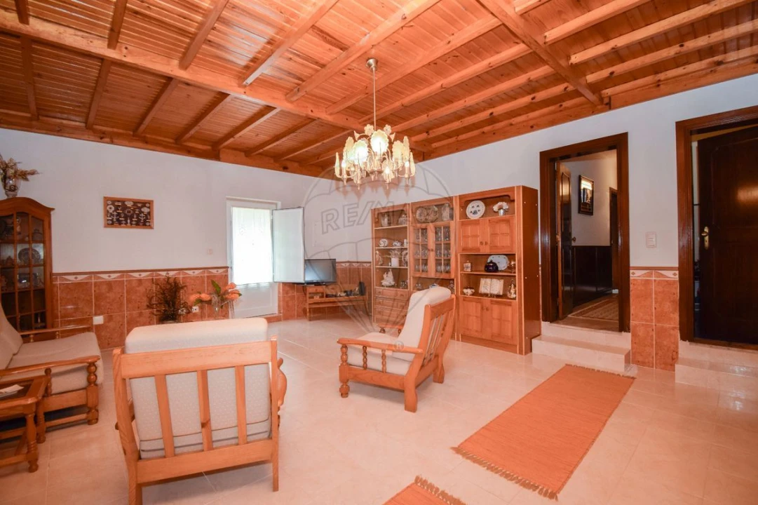 Moradia T5 para Venda em Santa Barbara Foto 25