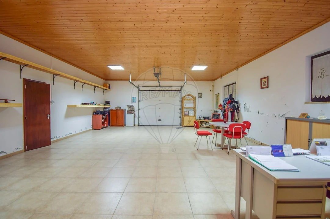 Moradia T5 para Venda em Santa Barbara Foto 28