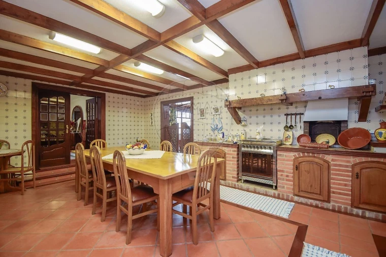 Moradia T5 para Venda em Santa Barbara Foto 15